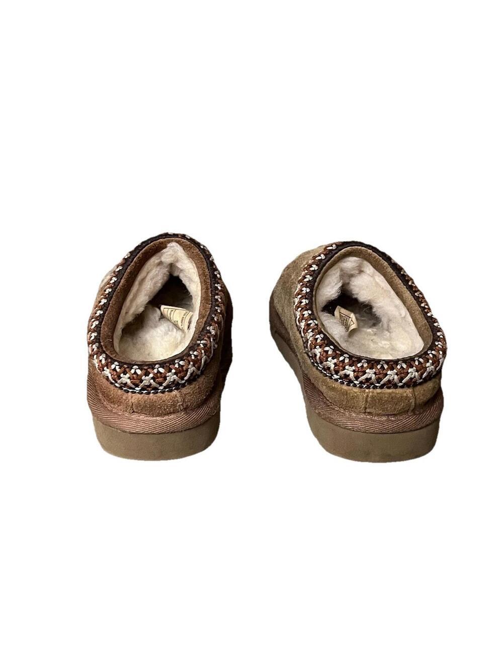 UGG Kids Tasman Slippers Size 9 Chestnut Suede Shearling Lined Unisex Slip On - Picture 5 of 11